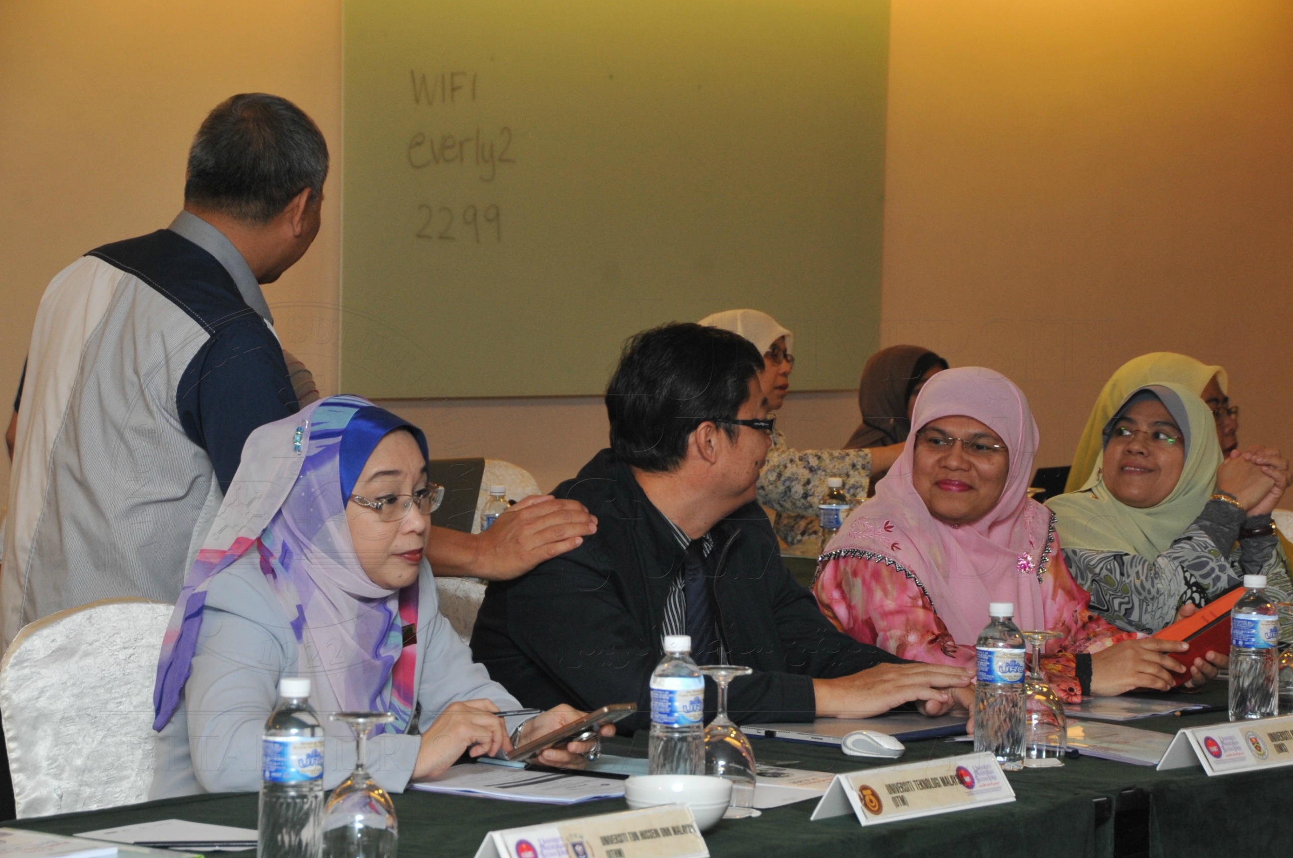 PRO15 160 MEGNATIC HAS 9676